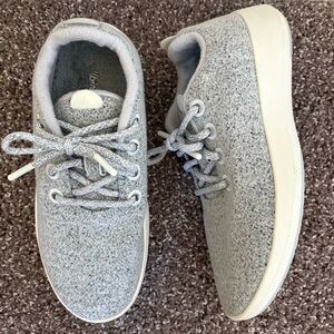 Allbirds Women’s Runner Dapple Gray and Cream Sole